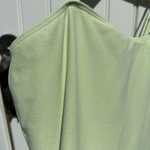 Alo Yoga Alosoft Courtside Tennis Dress Iced Green Tea Size XS EUC Extra Small - Picture 15 of 16